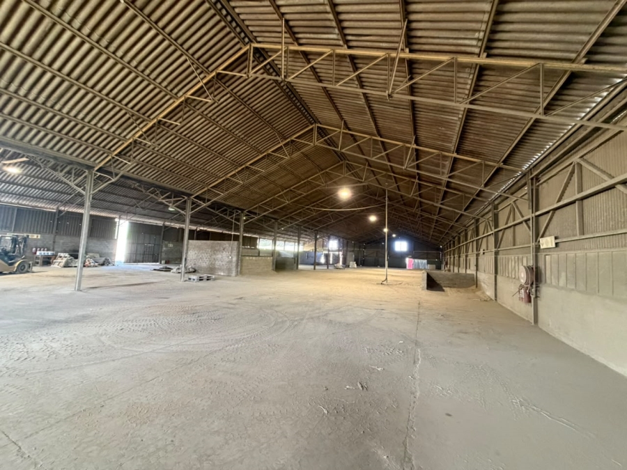 To Let Commercial Property for Rent in Fisantekraal Western Cape